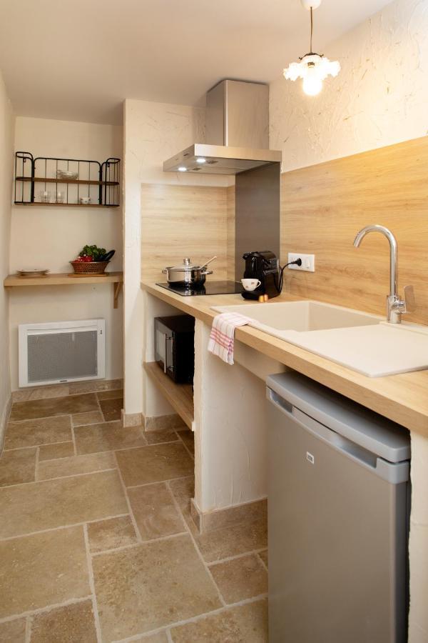 L'Hote Antique - Maison D'Hote- 4 Suites Avec Cuisine Pichanges Luaran gambar