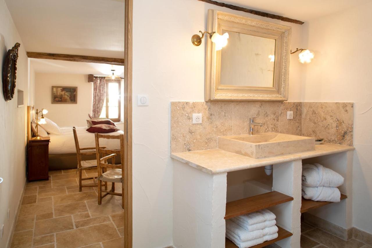 L'Hote Antique - Maison D'Hote- 4 Suites Avec Cuisine Pichanges Luaran gambar