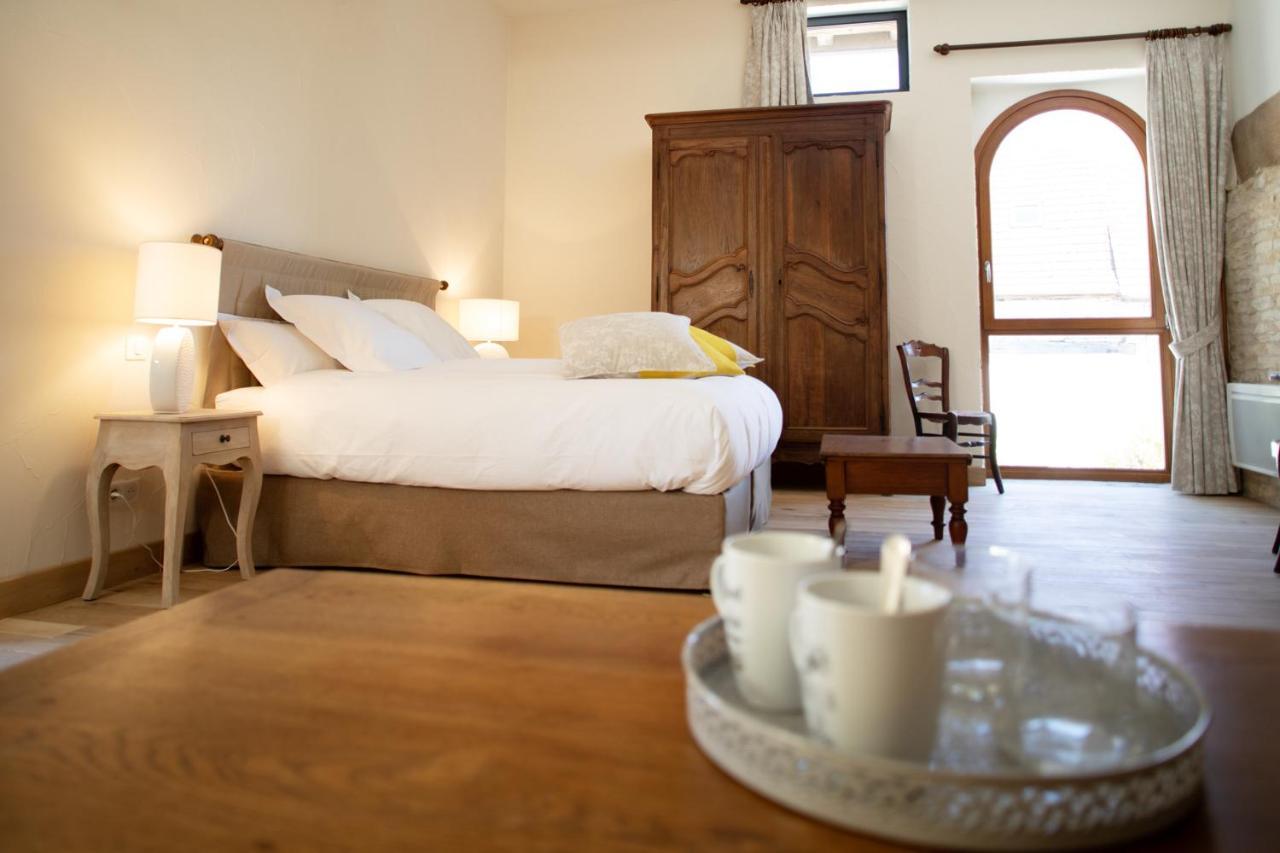 L'Hote Antique - Maison D'Hote- 4 Suites Avec Cuisine Pichanges Luaran gambar