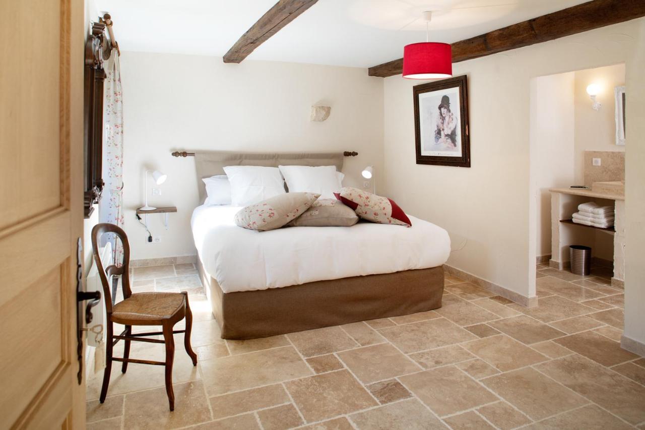 L'Hote Antique - Maison D'Hote- 4 Suites Avec Cuisine Pichanges Luaran gambar