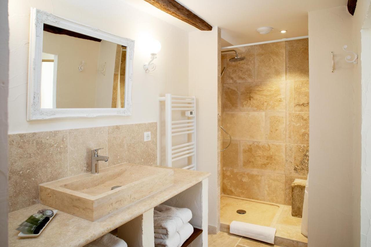 L'Hote Antique - Maison D'Hote- 4 Suites Avec Cuisine Pichanges Luaran gambar