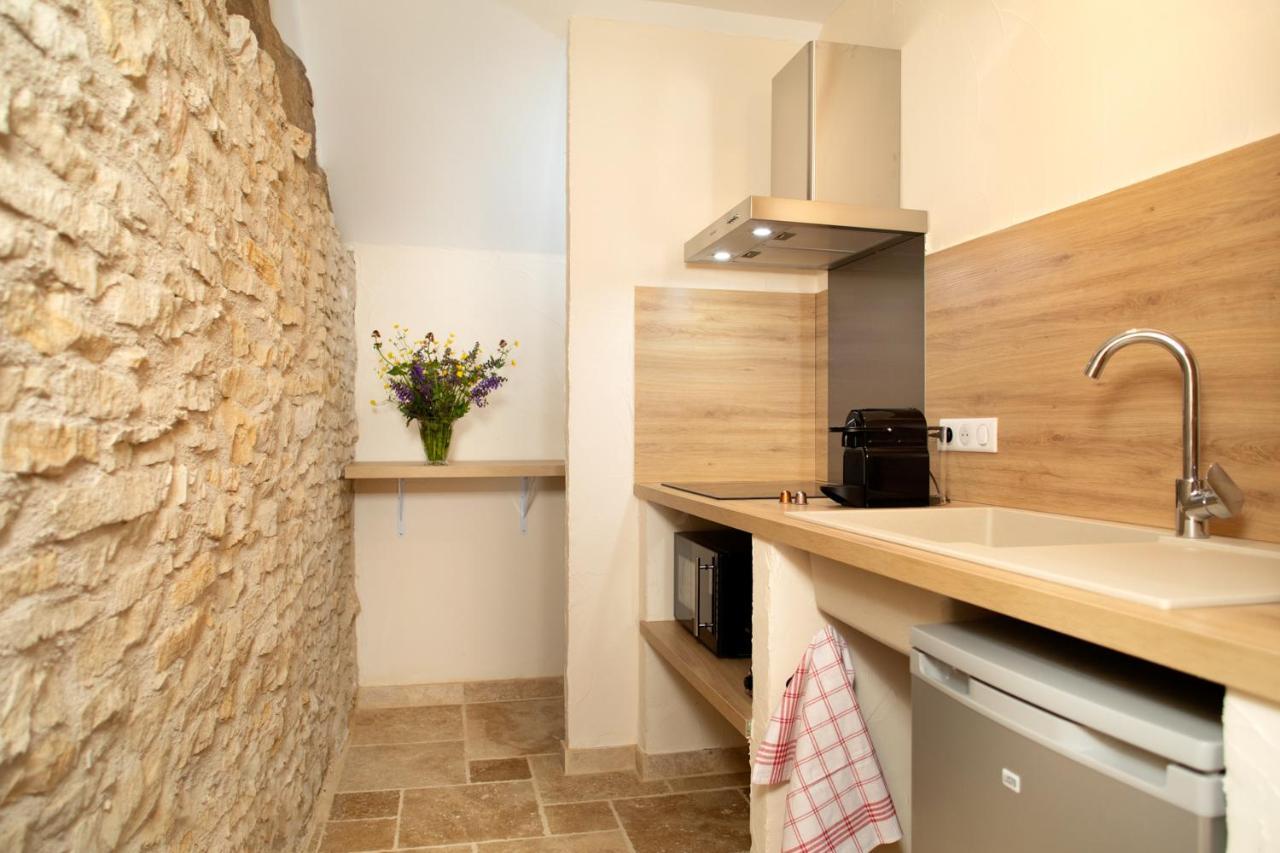 L'Hote Antique - Maison D'Hote- 4 Suites Avec Cuisine Pichanges Luaran gambar