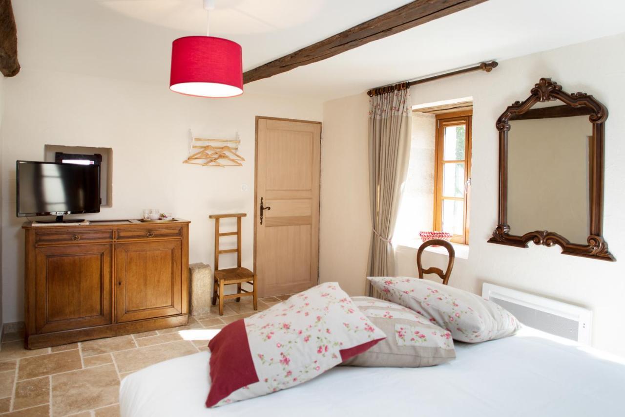 L'Hote Antique - Maison D'Hote- 4 Suites Avec Cuisine Pichanges Luaran gambar