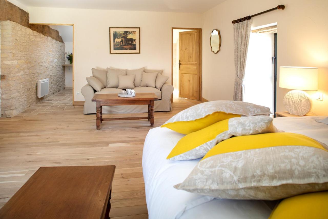 L'Hote Antique - Maison D'Hote- 4 Suites Avec Cuisine Pichanges Luaran gambar