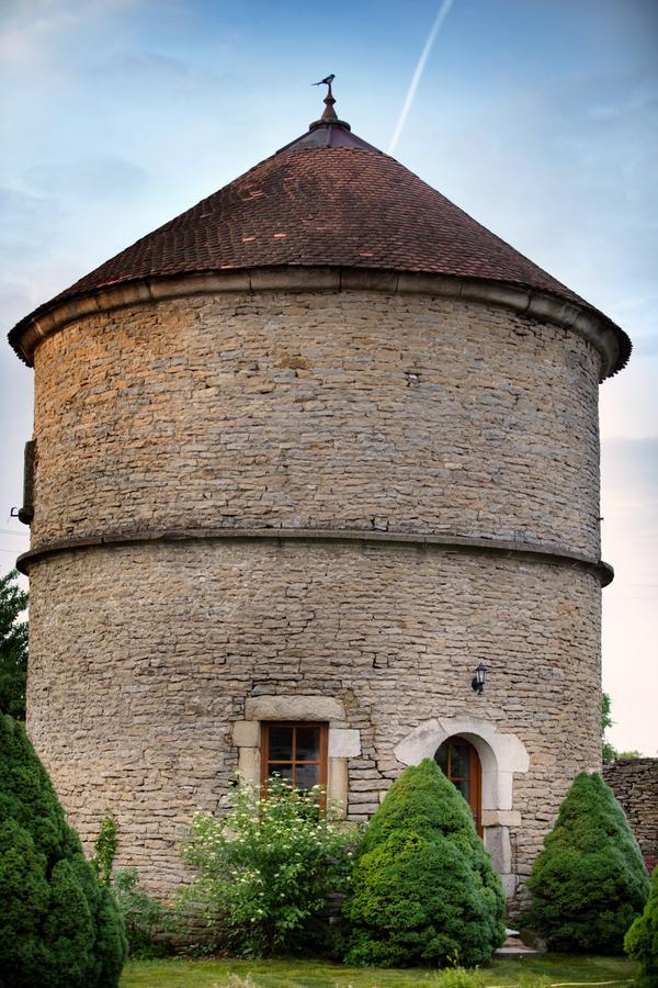 L'Hote Antique - Maison D'Hote- 4 Suites Avec Cuisine Pichanges Luaran gambar