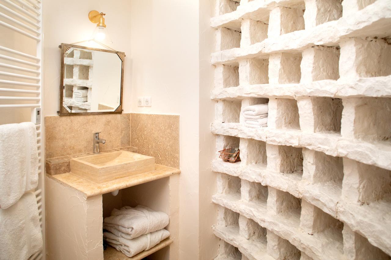 L'Hote Antique - Maison D'Hote- 4 Suites Avec Cuisine Pichanges Luaran gambar